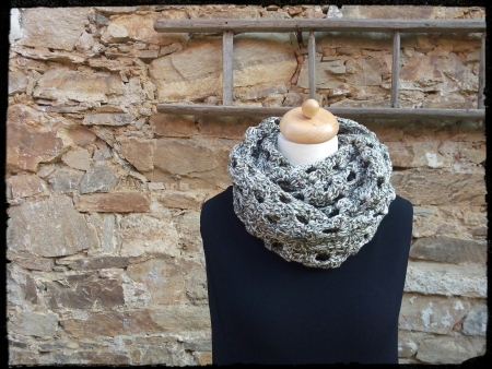 Nákrčník okatý přírodní II.